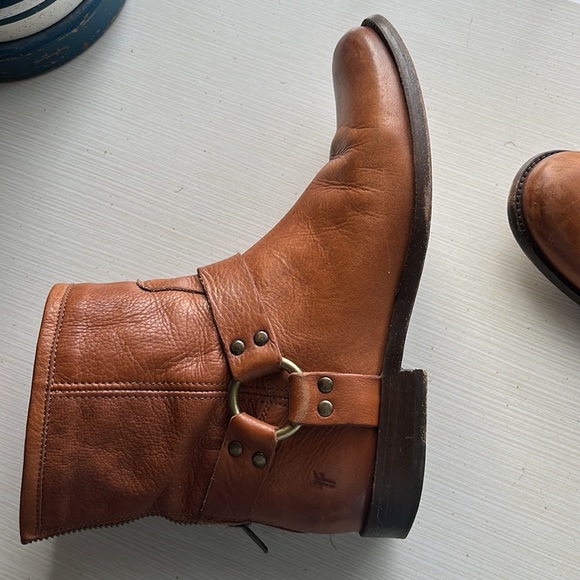 Women’s leather Frye boots - Picture 6 of 6